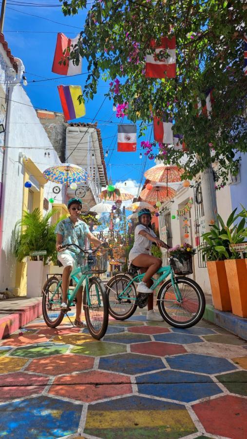 Hostel Shalom Adonai Cartagena ภายนอก รูปภาพ