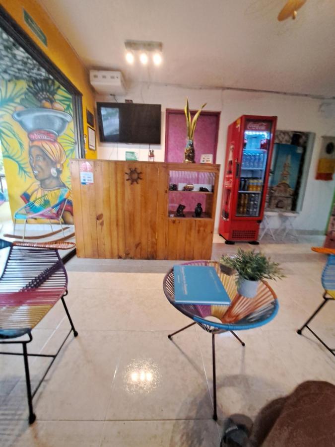 Hostel Shalom Adonai Cartagena ภายนอก รูปภาพ