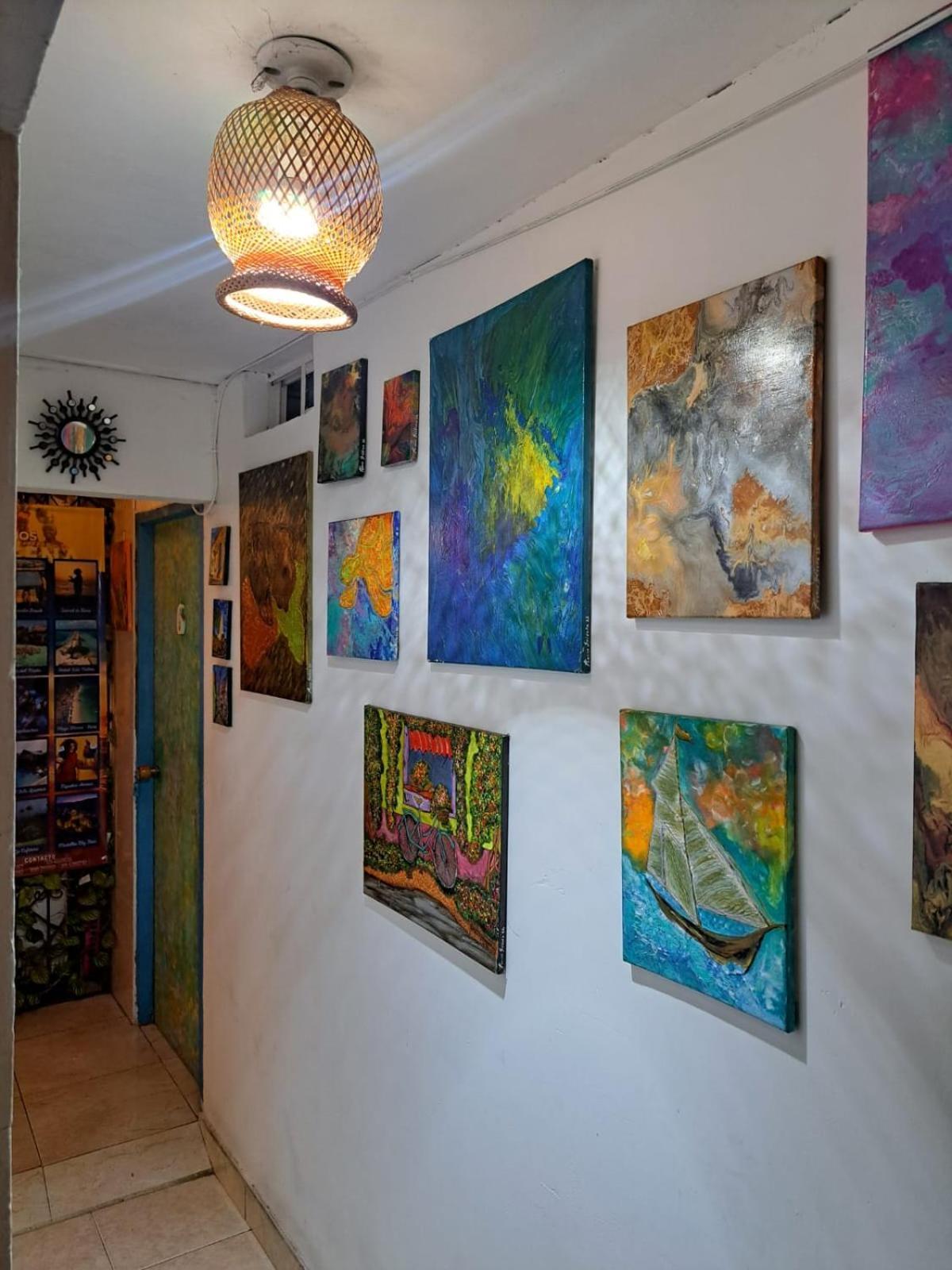 Hostel Shalom Adonai Cartagena ภายนอก รูปภาพ