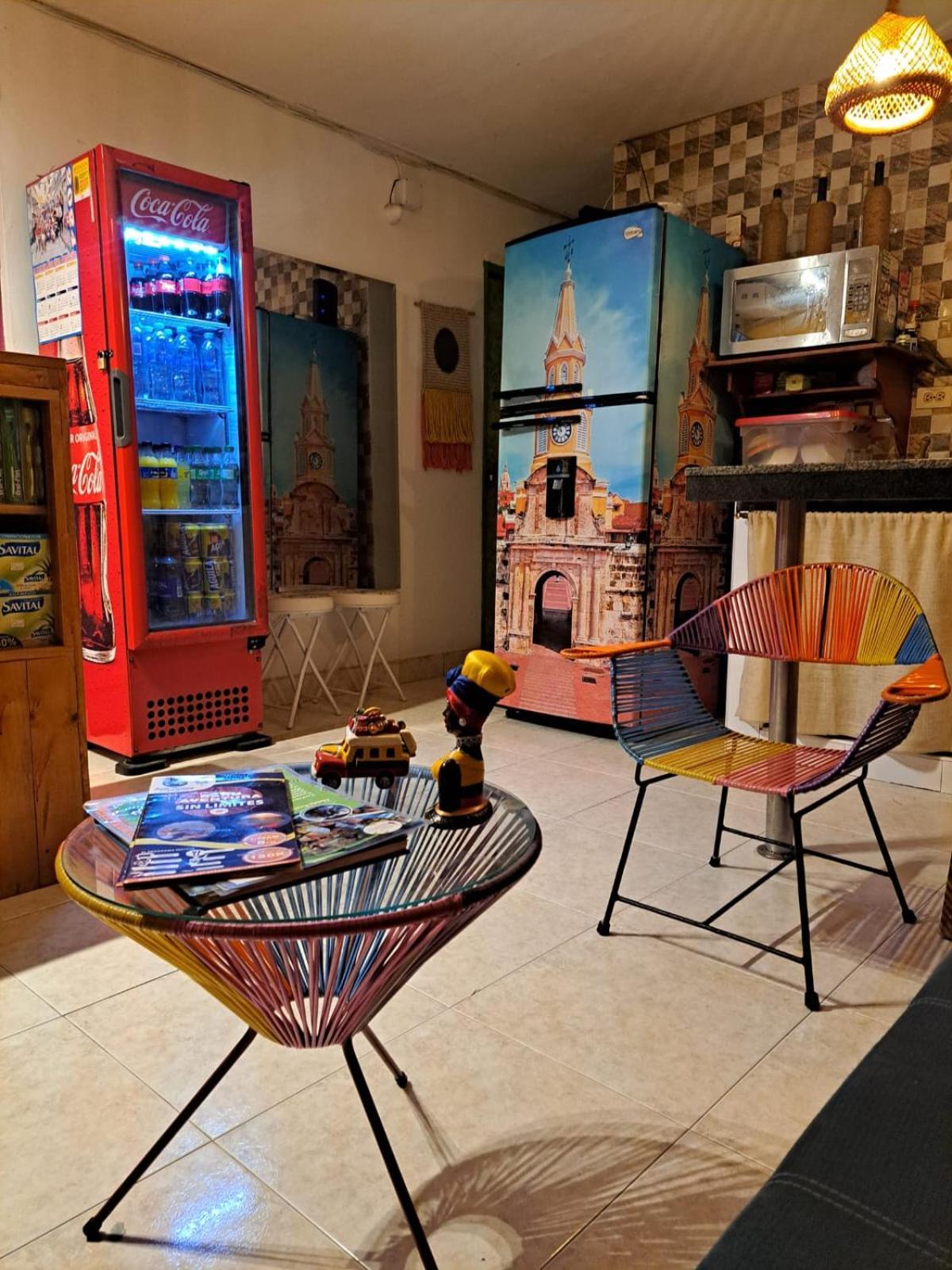 Hostel Shalom Adonai Cartagena ภายนอก รูปภาพ