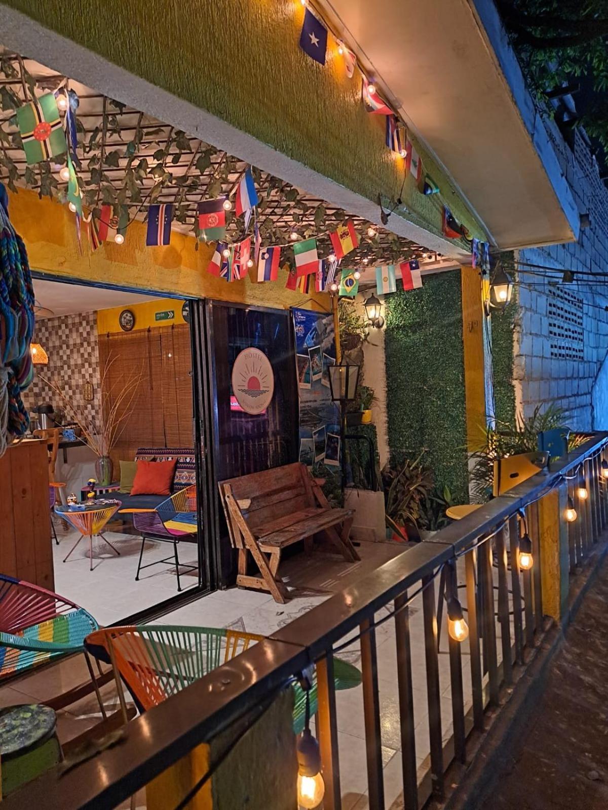Hostel Shalom Adonai Cartagena ภายนอก รูปภาพ