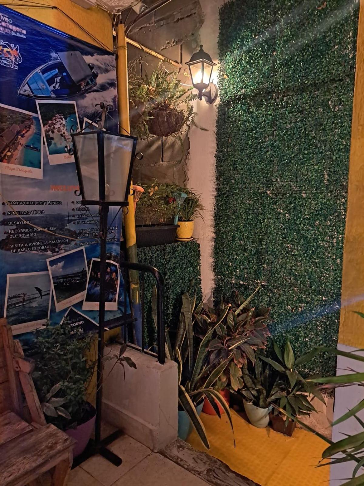 Hostel Shalom Adonai Cartagena ภายนอก รูปภาพ