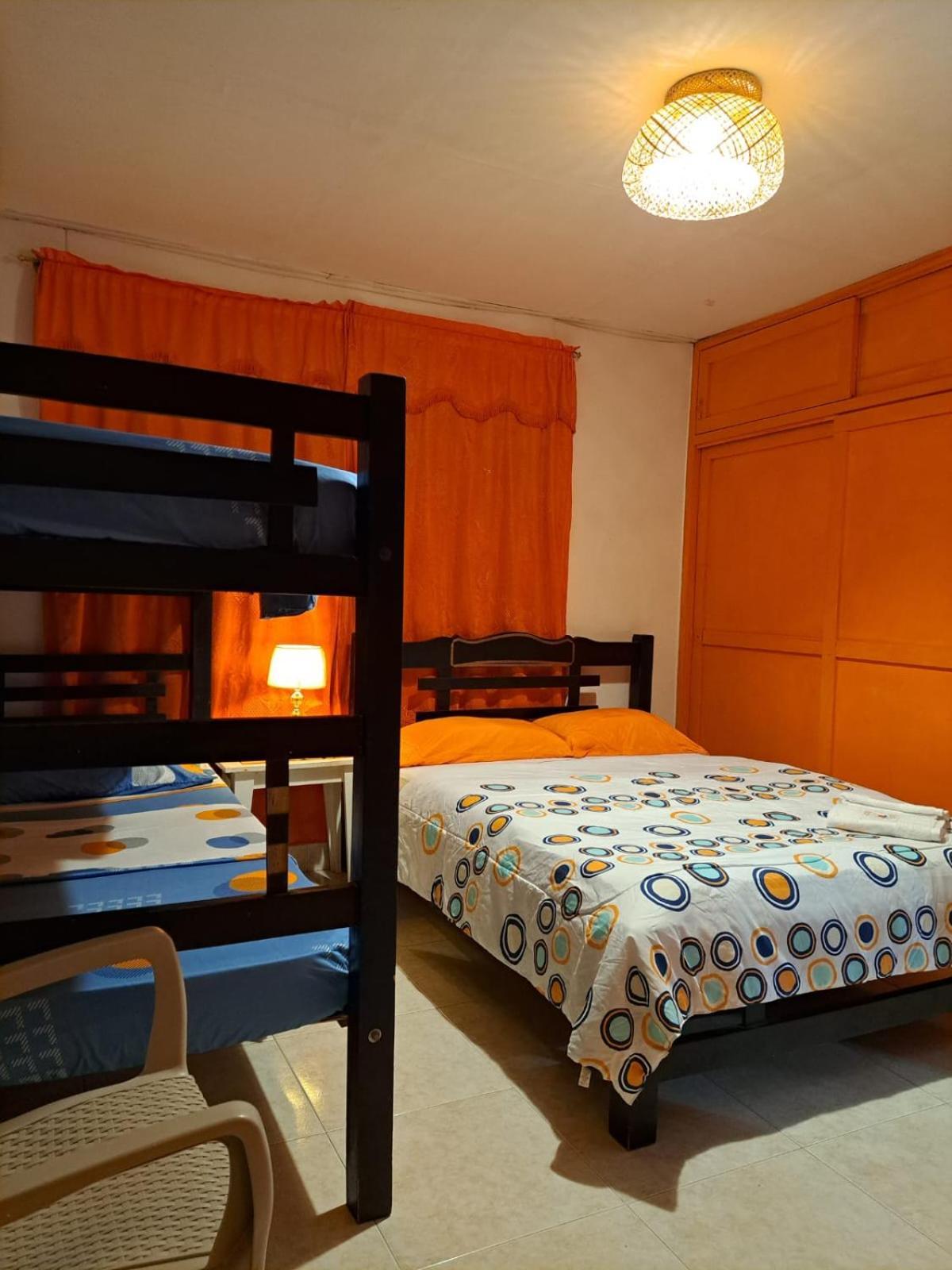 Hostel Shalom Adonai Cartagena ภายนอก รูปภาพ